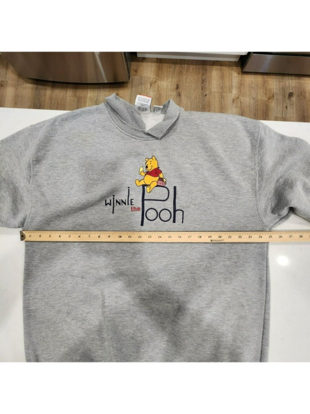 Vintage Mickey Inc Sweatshirt Mens XL Gray Winne The Pooh 90s 80s Y2K Disney - Picture 9 of 16